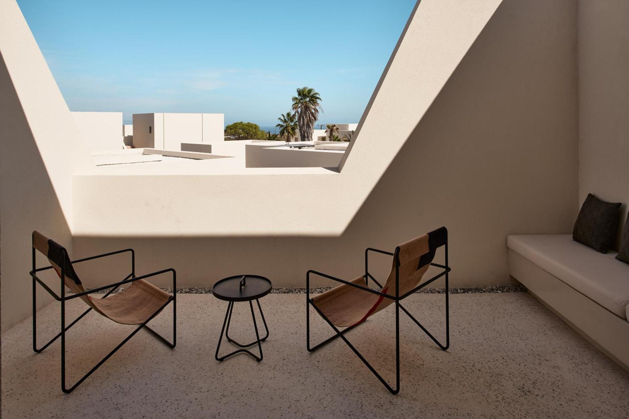 Nous Santorini 5* Мессария