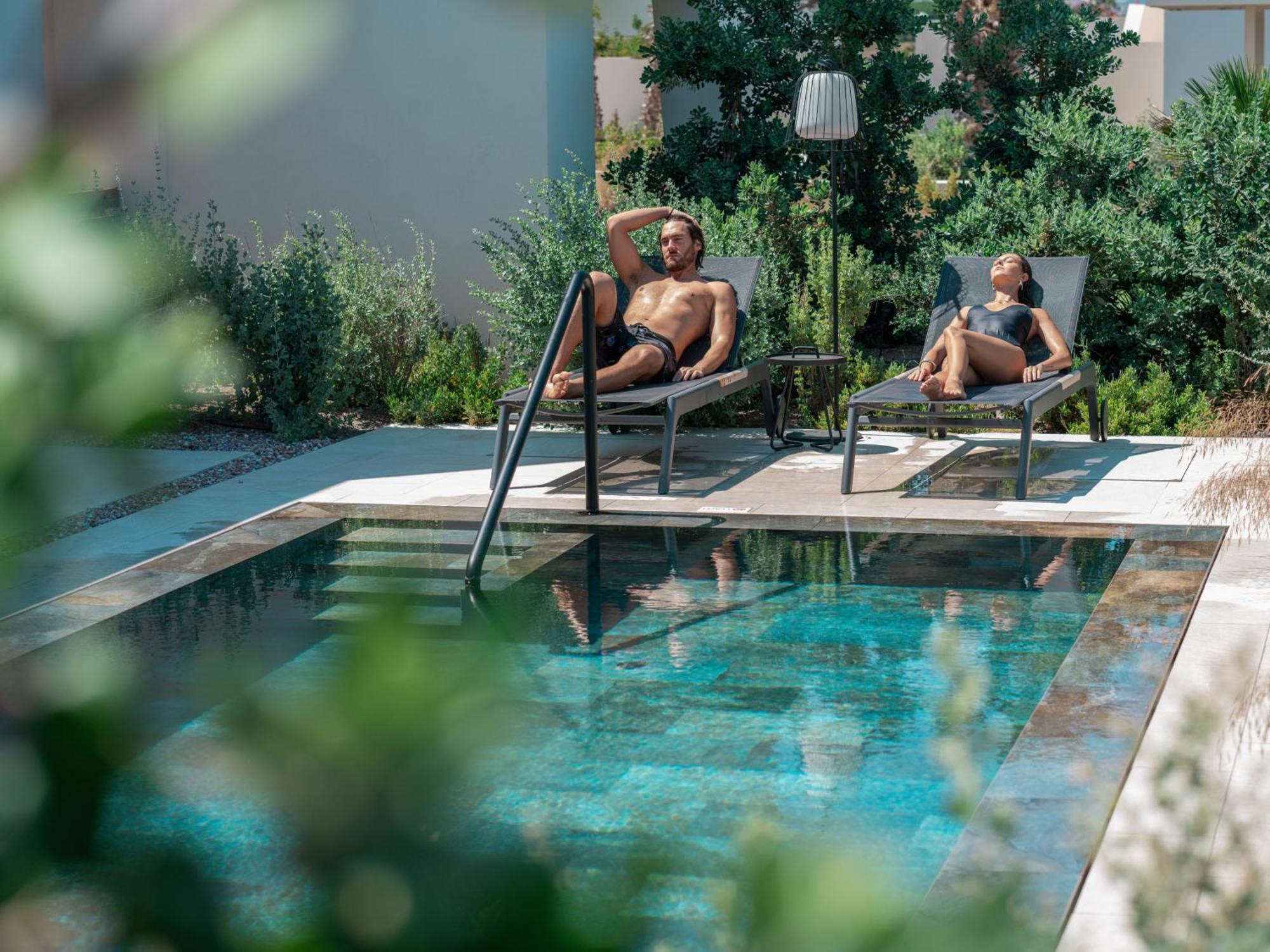 Nous Santorini 5* Mesariá
